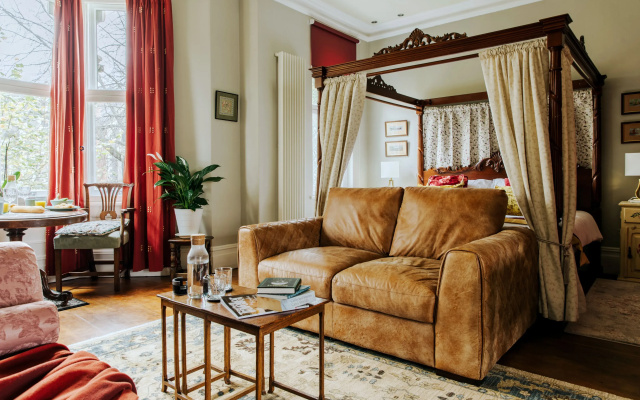 The Suite Cardiff City Centre Private Parking