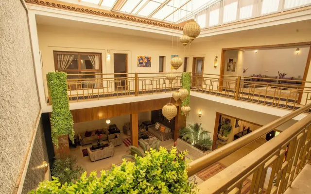 Riad Azia