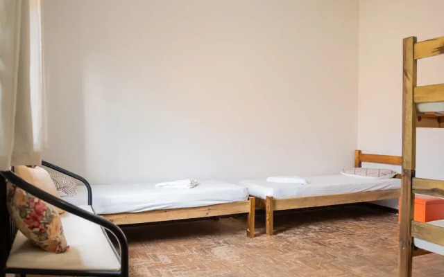 Hostel Segz