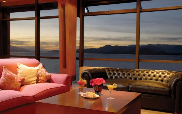 Alma del Lago Suites & Spa