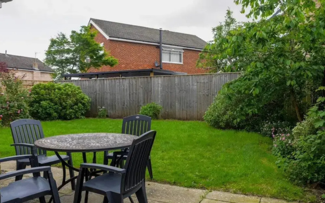 Durham Delightful 5-bed House Retreat