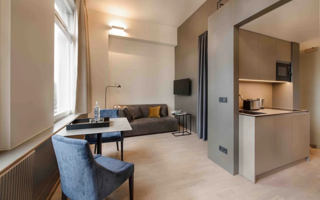 OBERDECK Studio Apartment House