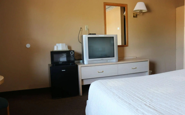 Studio 6 Suites Albany, OR