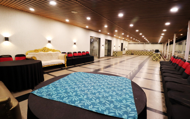 Hotel Rajhans Regent