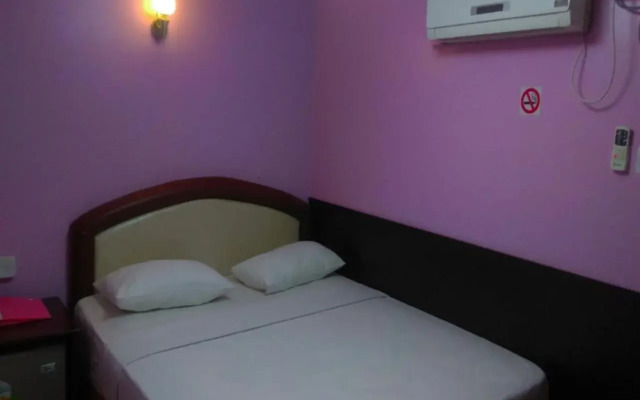 Royal 74 Hotel