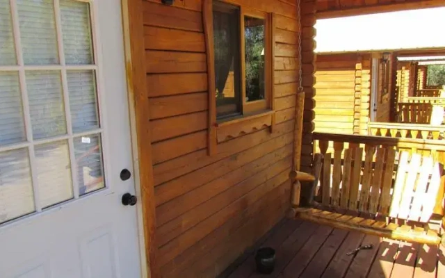 Katie's Cozy Cabins