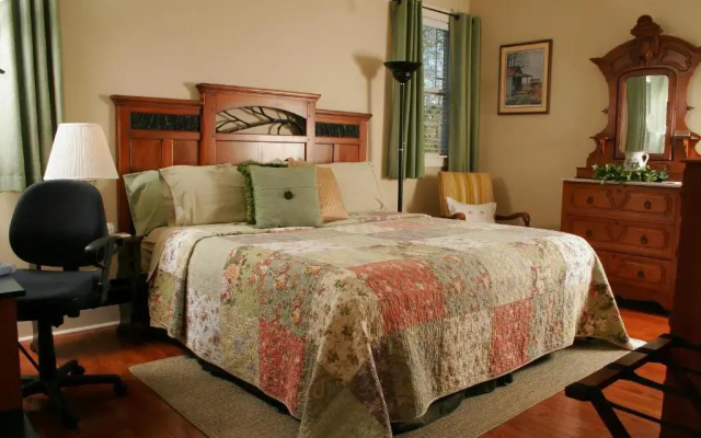 Seven Oaks Bed & Breakfast