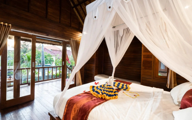 Karang Mas Villa by WizZeLa