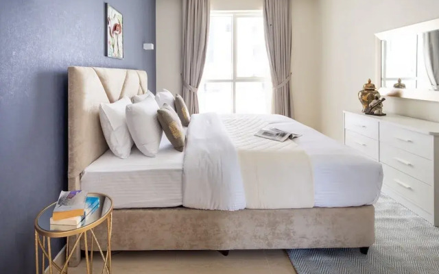 Upscale 2BR Apartment In Downtown Dubai