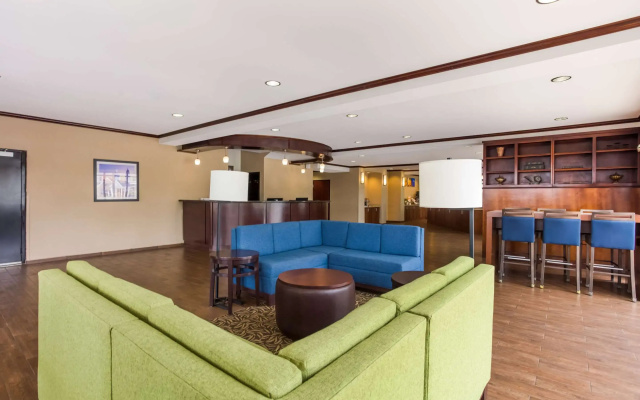 Comfort Suites Saraland - North Mobile