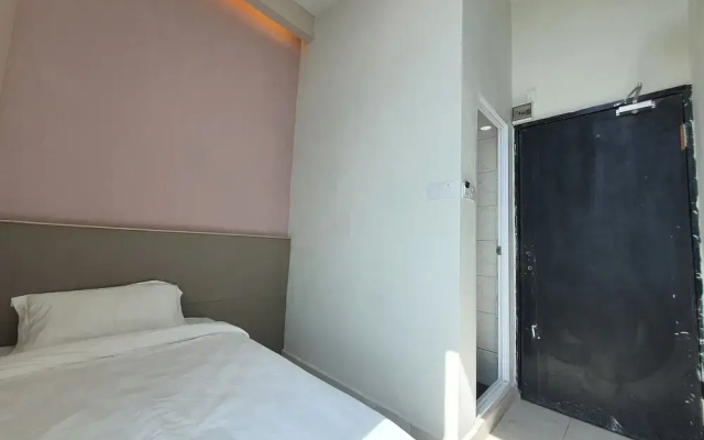 Tt99 Cozy Stay by Oyo Rooms