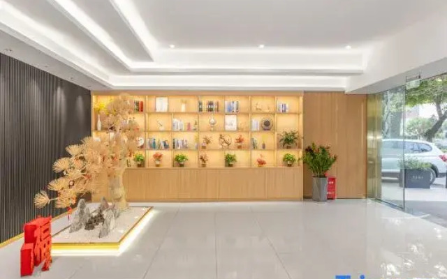 Weidisi E-Sports Hotel (Xiamen Tong'an)