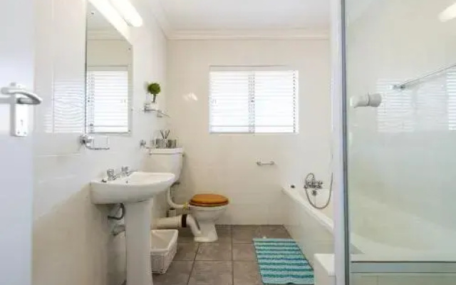 Kenwyn on Sea 401 - FAMILY ONLY