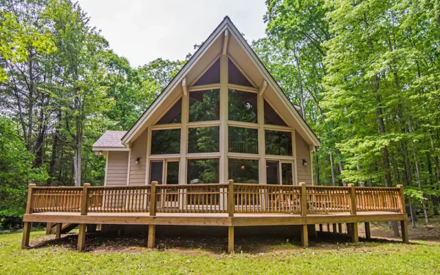 Trees, Breeze And Skis House