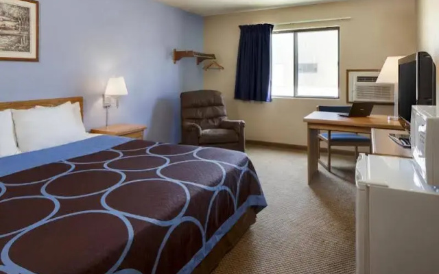 Super 8 By Wyndham West Plains