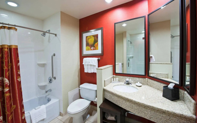 Courtyard by Marriott Ottawa East