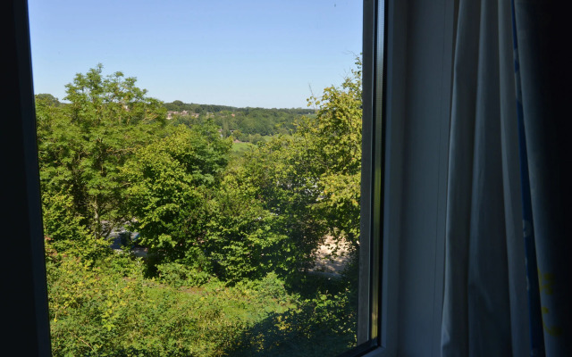 High Beeches B & B