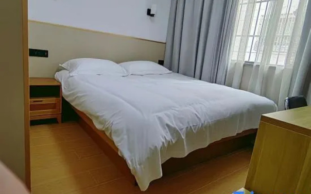 Shanghai Rongyuan Hotel