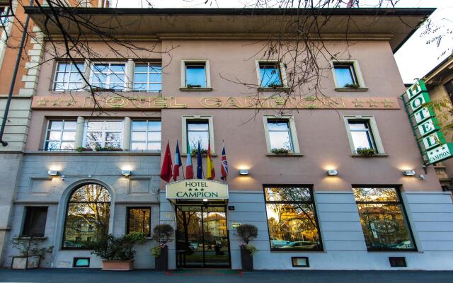 Hotel Campion вид на фасад
