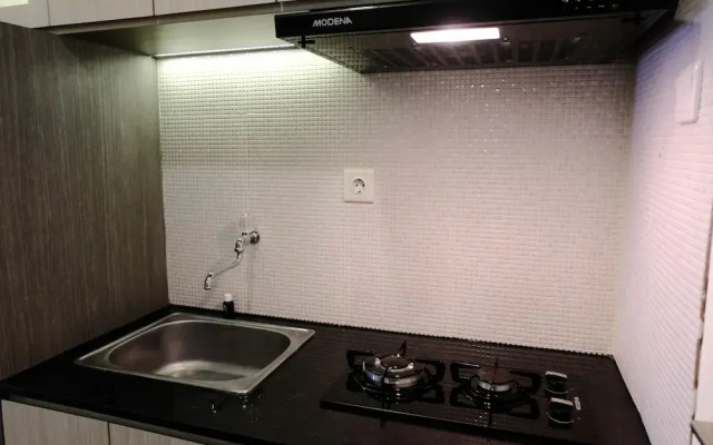 Homey 1Br At Apartment Parahyangan Residence