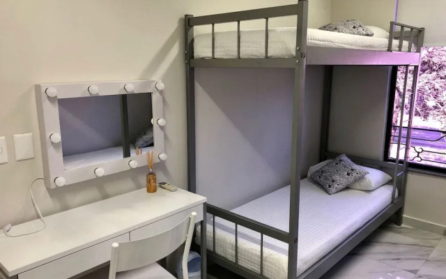 FM Hostel