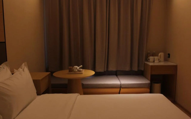 Ji Hotel Shanghai Kangqiao Hu'nan Road