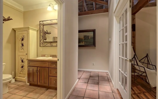 Bryson City Loft
