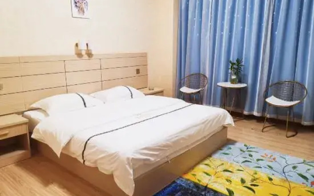 Yuxi Jinyan Hotel