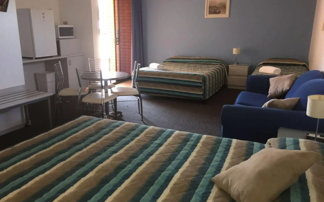 Aspley Carsel Motor Inn
