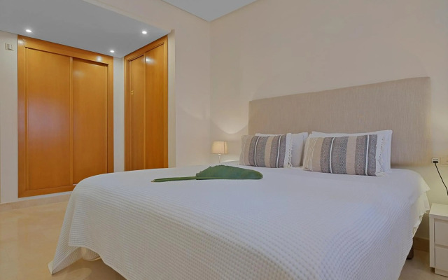 Quiet & bright apartment in Las Mimosas de Banús