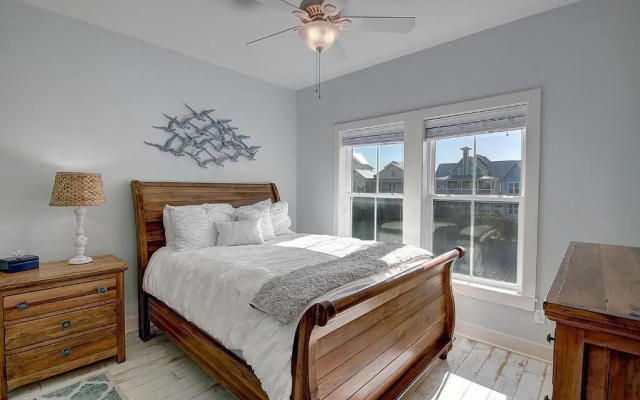 Coastal Hideaway 230 BE