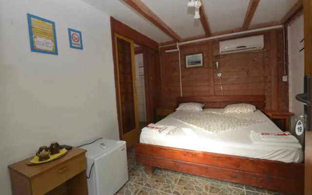 Bazart Hotel