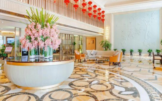 Ruili Bund Hotel