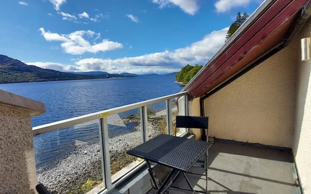 Loch Rannoch Highland Club Lochside Lodge 04