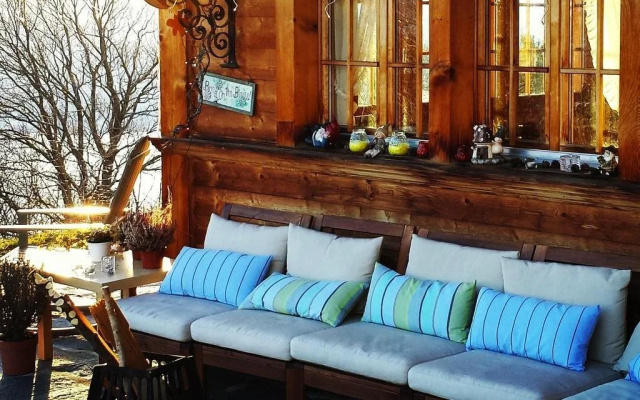SwissHut Bed&Breakfast