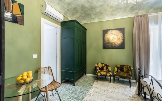 Bowie's Rooms