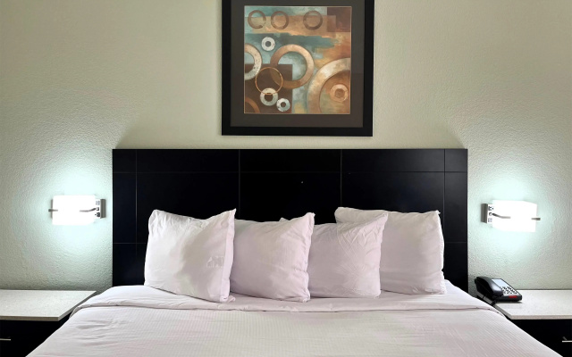 Baymont by Wyndham Cincinnati