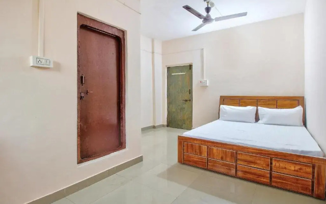 SPOT ON 43864 Shubh Ratna Lodge SPOT