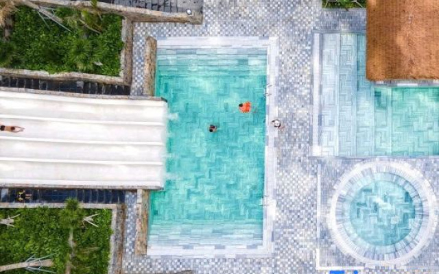 APEC MANDALA CHAM BAY by R-12a26