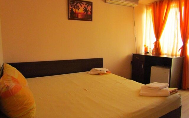 Отель Guest House Dvata Bora Болгария, Генерал-Кантраджиево - отзывы, цены и фото номеров - забронировать отель Guest House Dvata Bora онлайн комната для гостей
