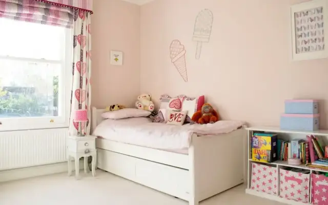 Stylish & Stunning 5 Bed House in Clapham South