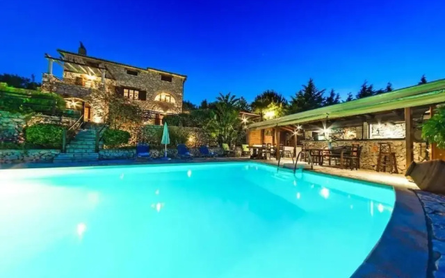 Villa Poseidon Executive Suite