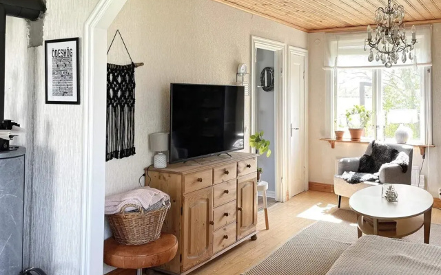6 Person Holiday Home in Odeshog