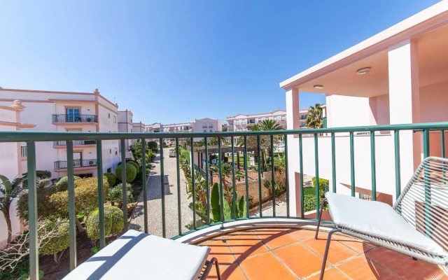 B73 - Luz Sun Holiday Apartment