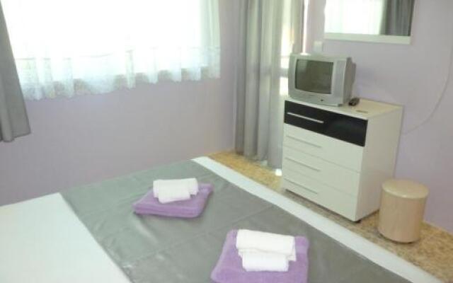 Отель Guest House Dani Болгария, Поморие - отзывы, цены и фото номеров - забронировать отель Guest House Dani онлайн комната для гостей