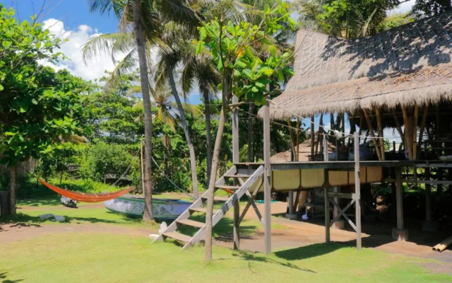 Keramas Surf Camp