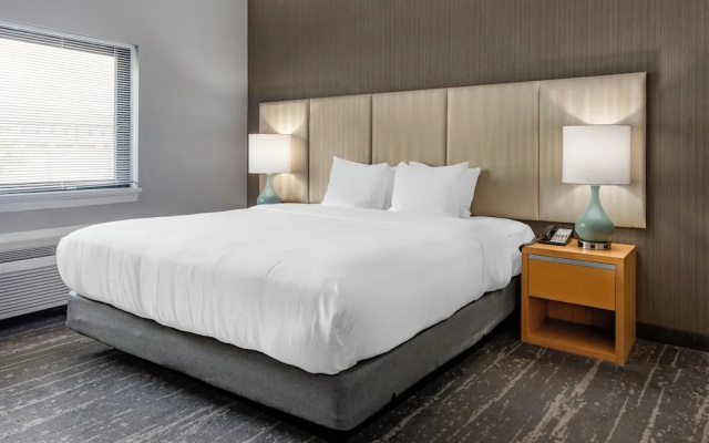 Somerset Lofts