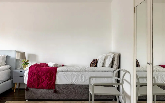 6 bedroom LUX House Next to Hyde Park Marble Arch