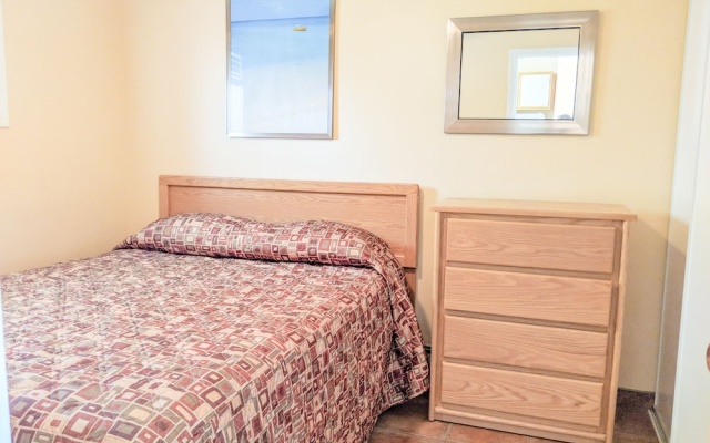 Desert Surfside Waterfront Accommodations In Osoyoos Canada From 273 Photos Reviews Zenhotels Com