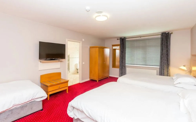 Airport View Hotel & Secret Spa